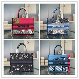 Picture of Dior Lady Handbags _SKUfw141272571fw